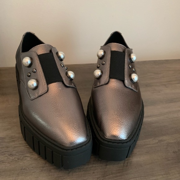 Karl Langerfeld Paris Metallic Platform Loafer - Picture 1 of 4